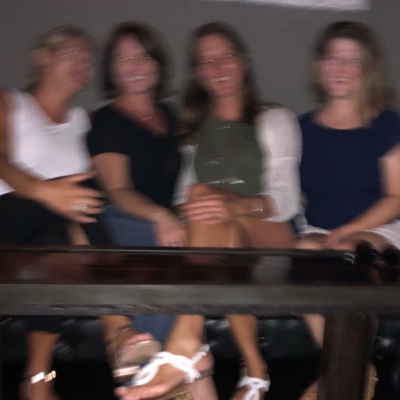 Meet Your Posher: Jean Marie - Picture 4 of 8